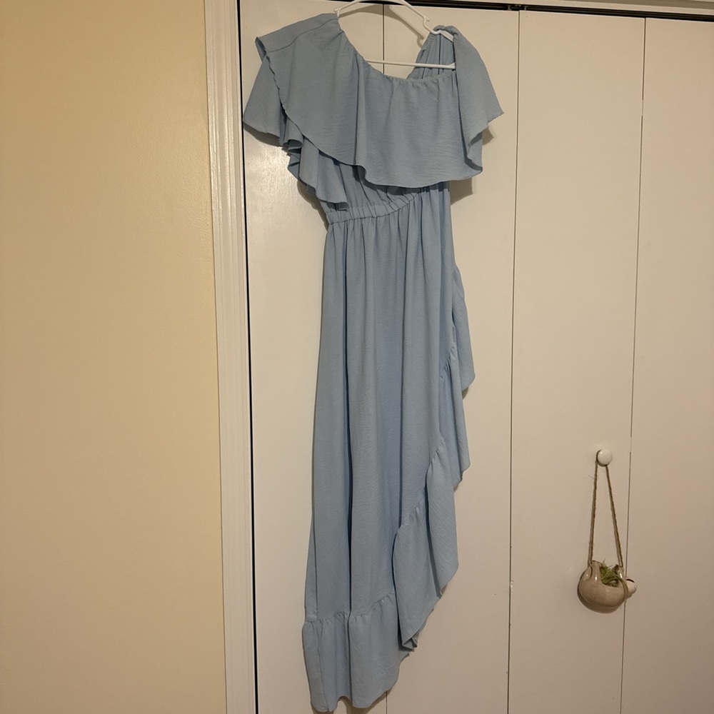Elegant Light Blue Ruffle Dress